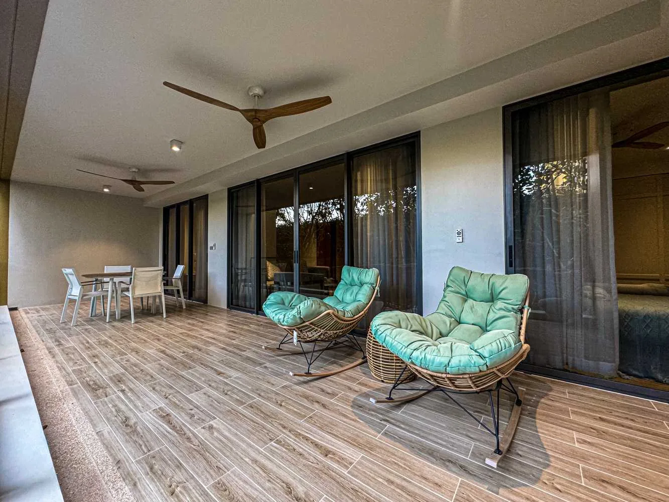 Property image - full photo 38