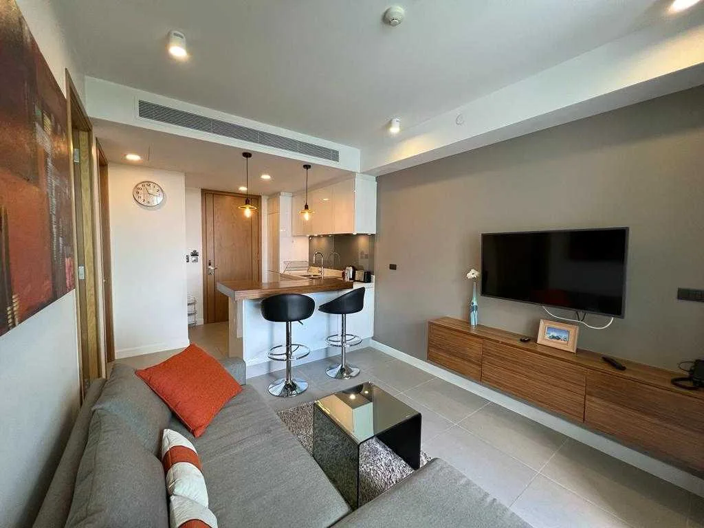Property image - full photo 5