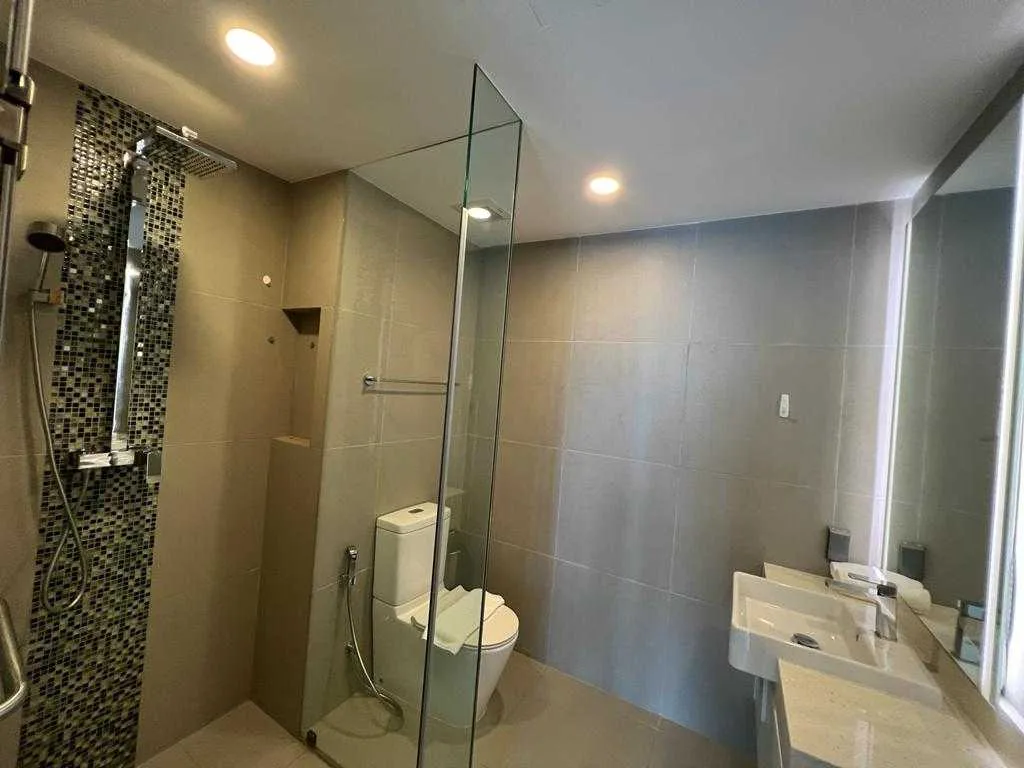 Property image - full photo 8
