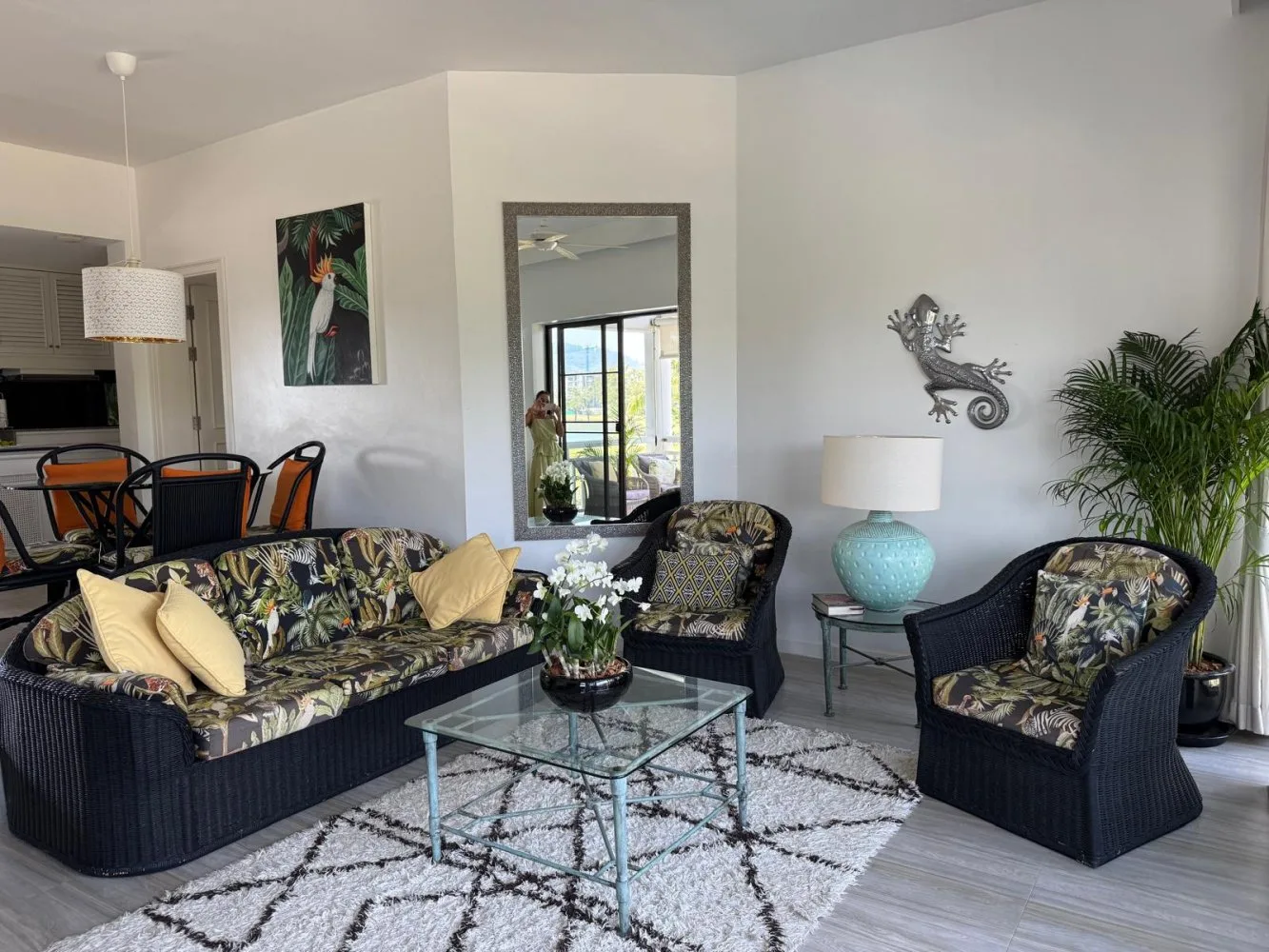 Property image - full photo 3
