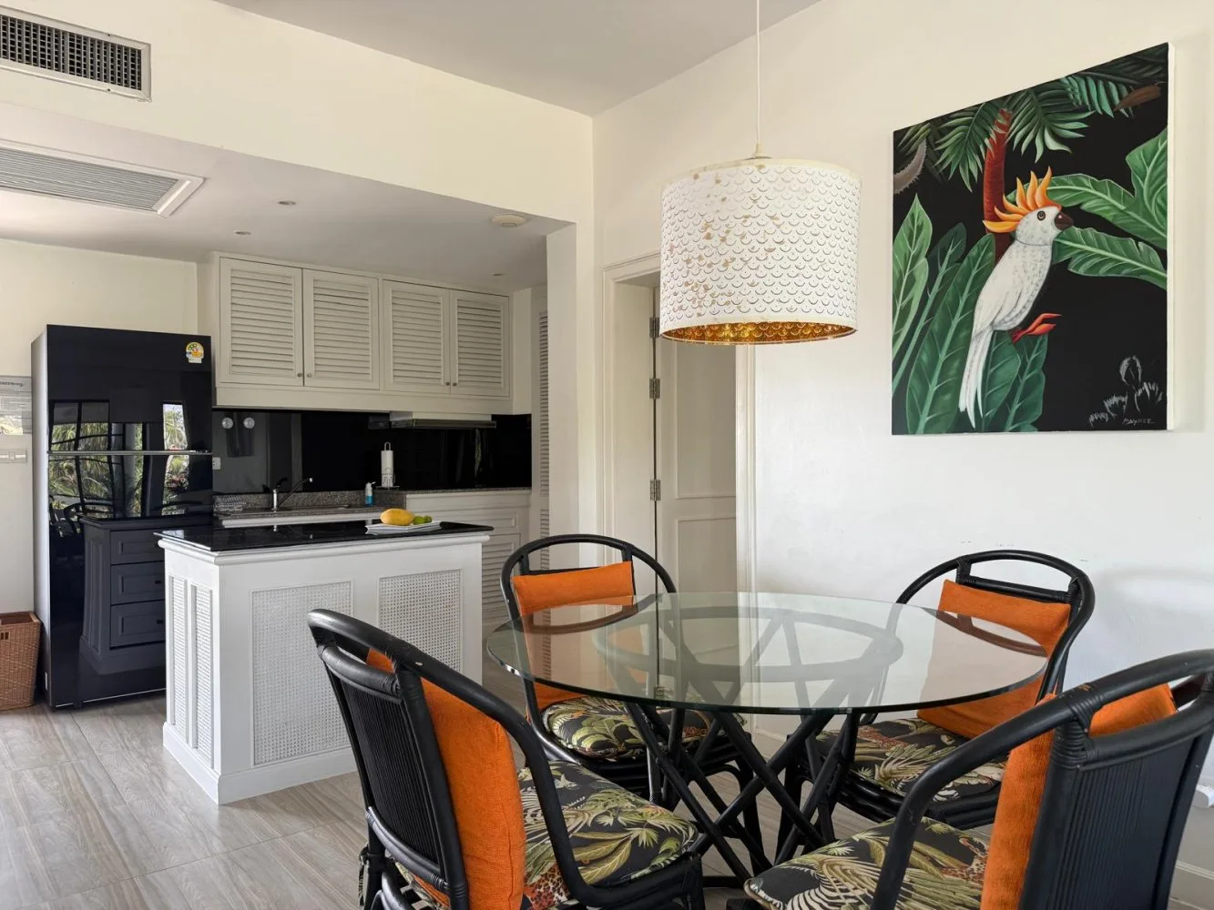 Property image - full photo 4
