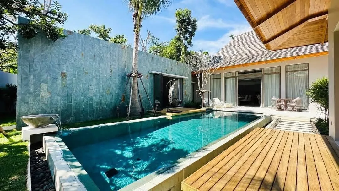 Property image - full photo 10