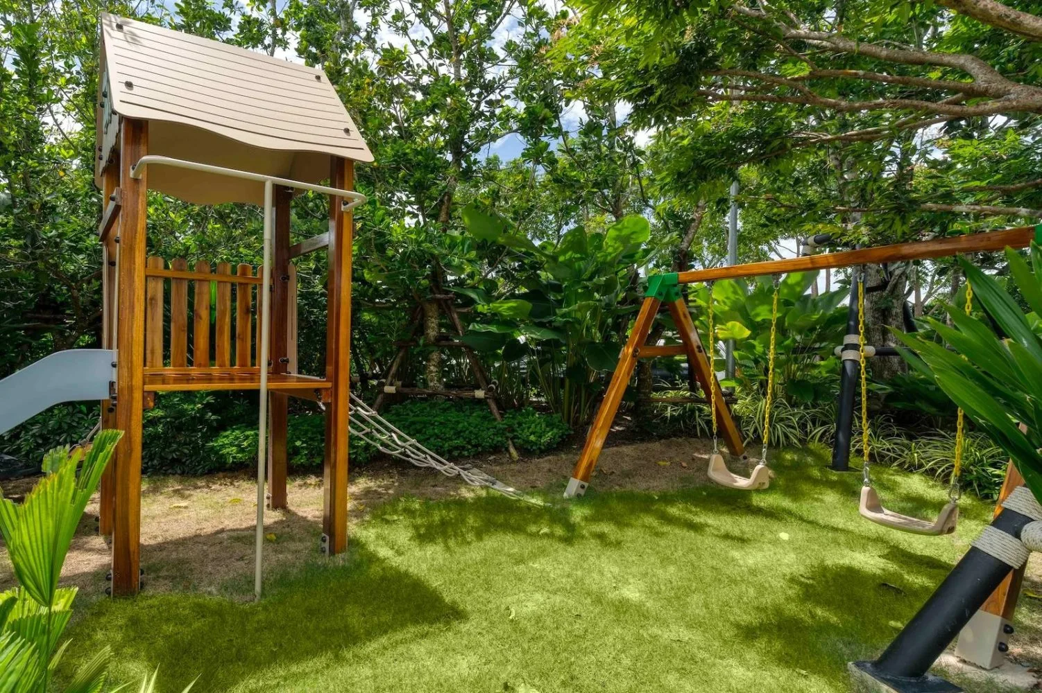Property image - full photo 20