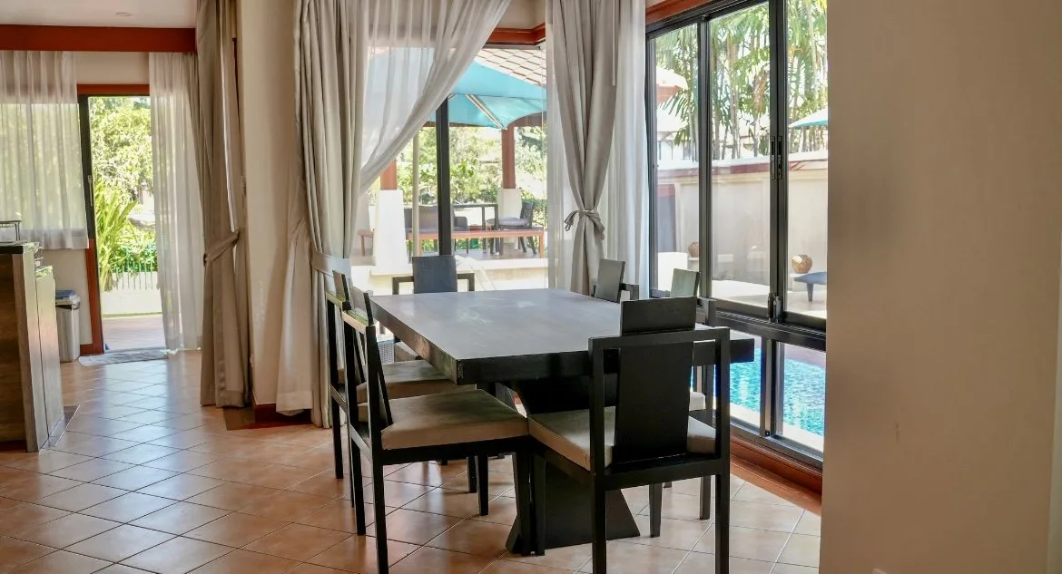 Property image - full photo 6