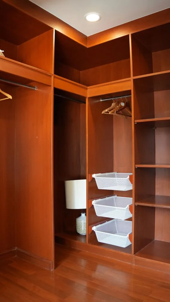 Property image - full photo 12