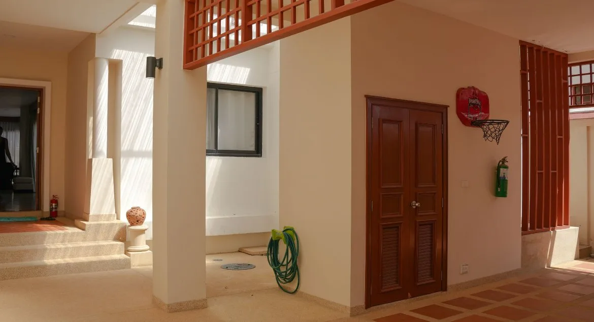Property image - full photo 23