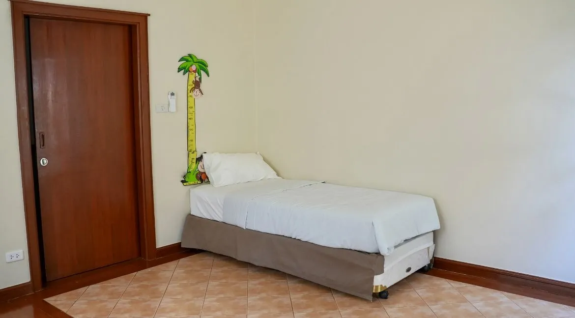Property image - full photo 21