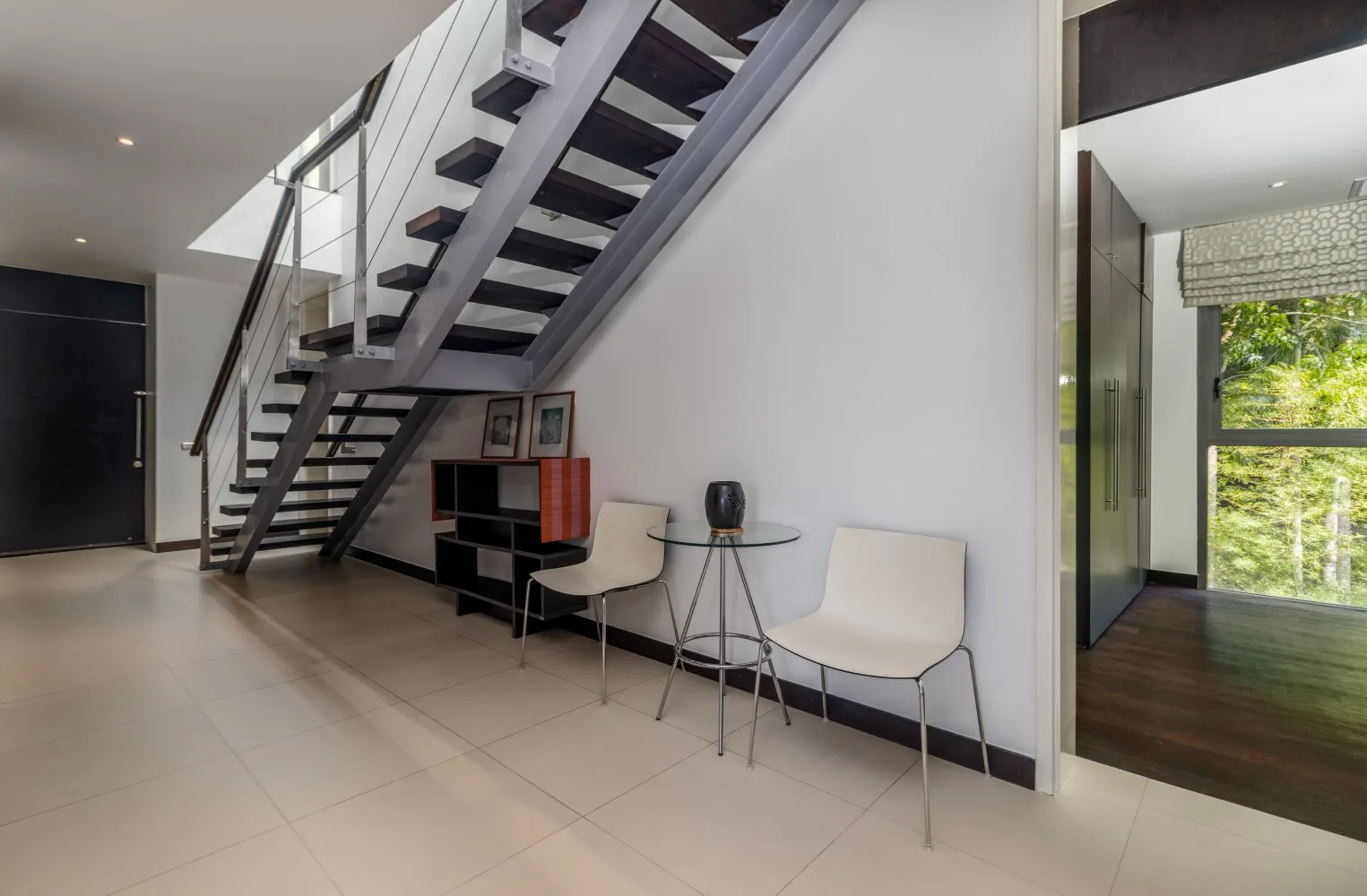Property image - full photo 17