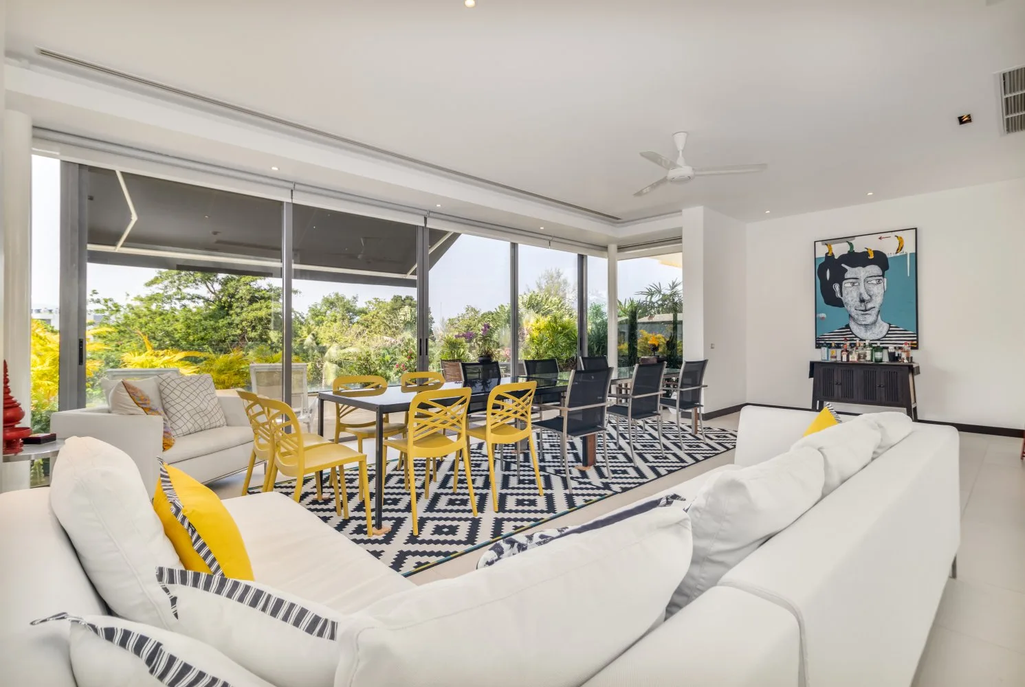 Property image - full photo 3