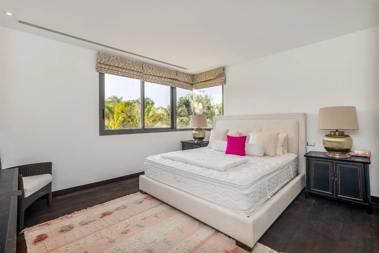Property image - full photo 21