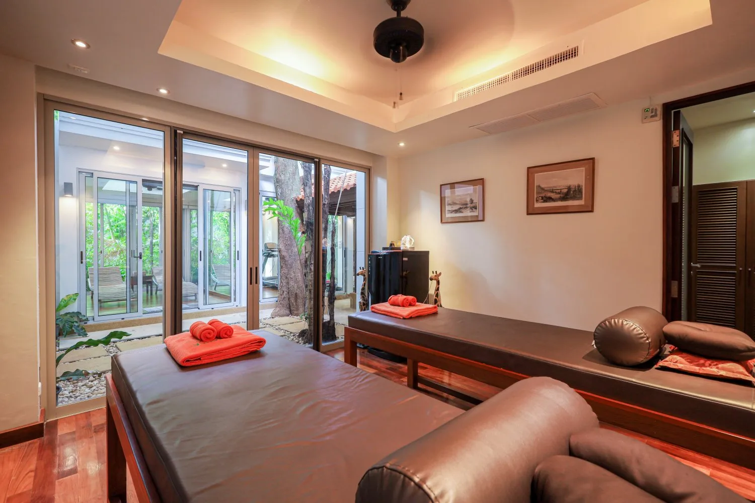 Property image - full photo 34