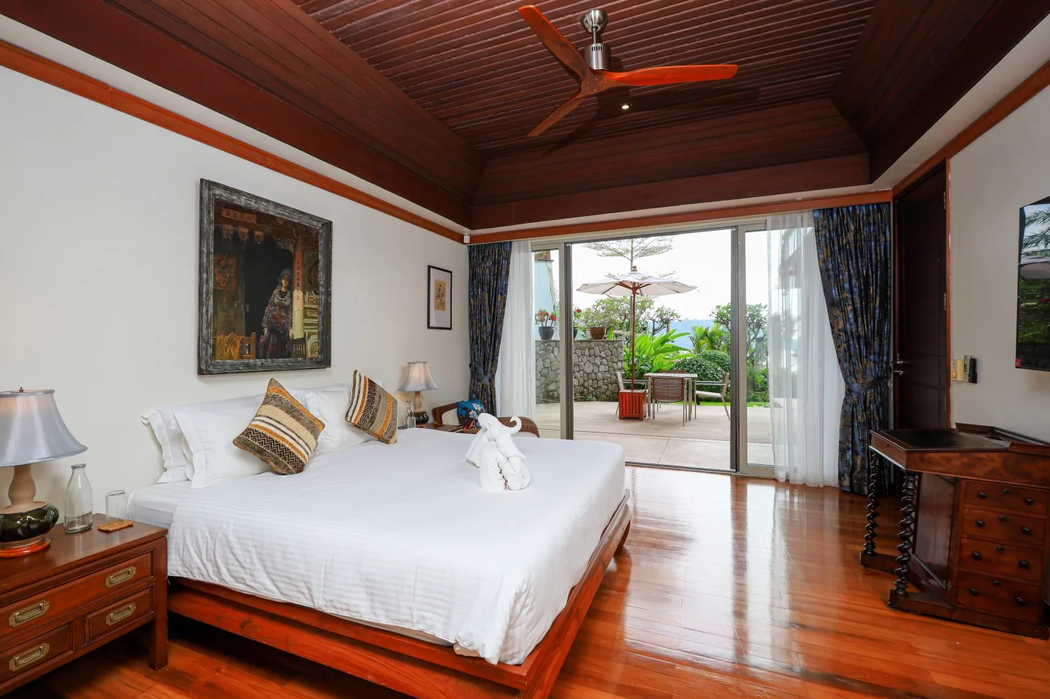 Property image - full photo 10