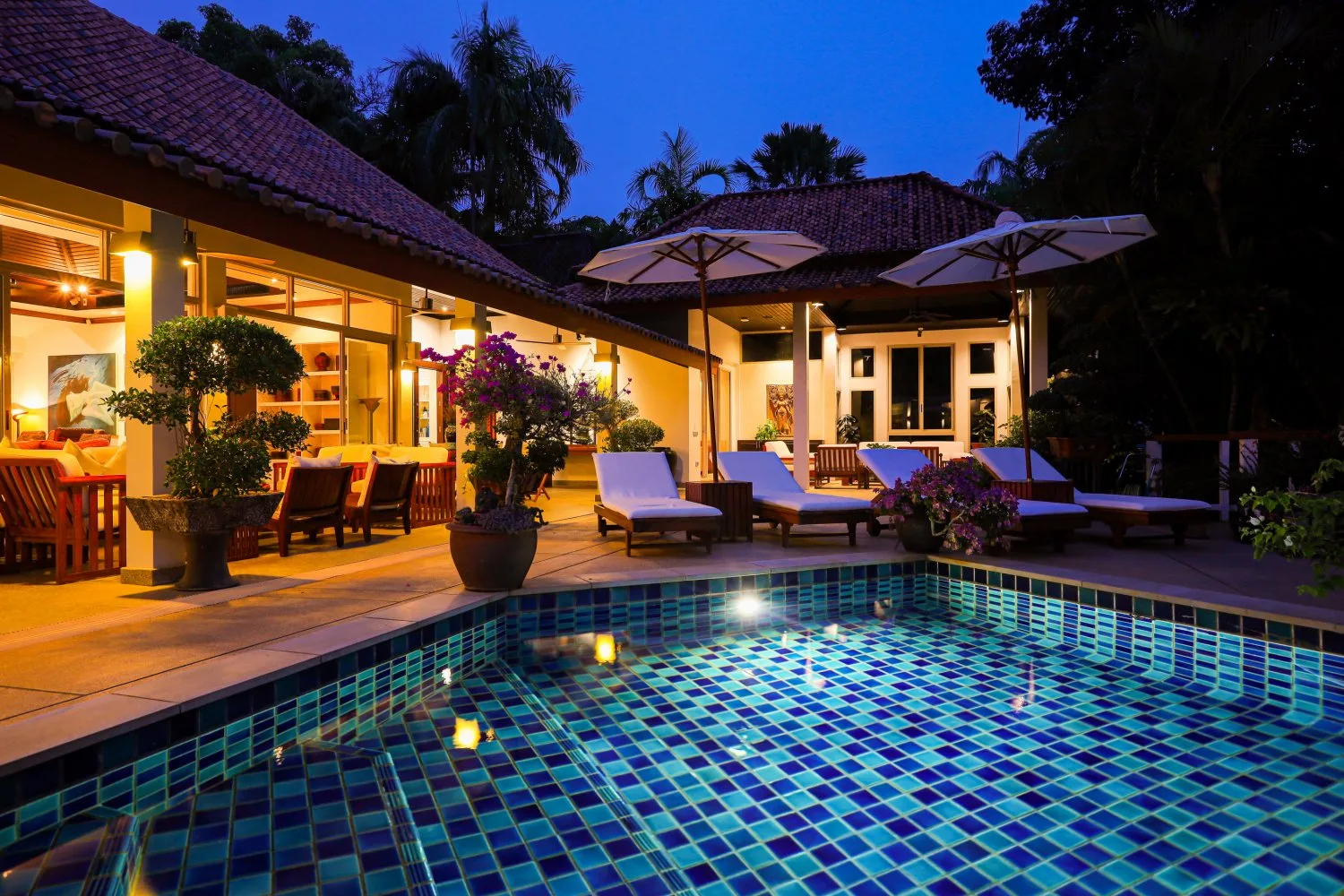 Property image - full photo 48