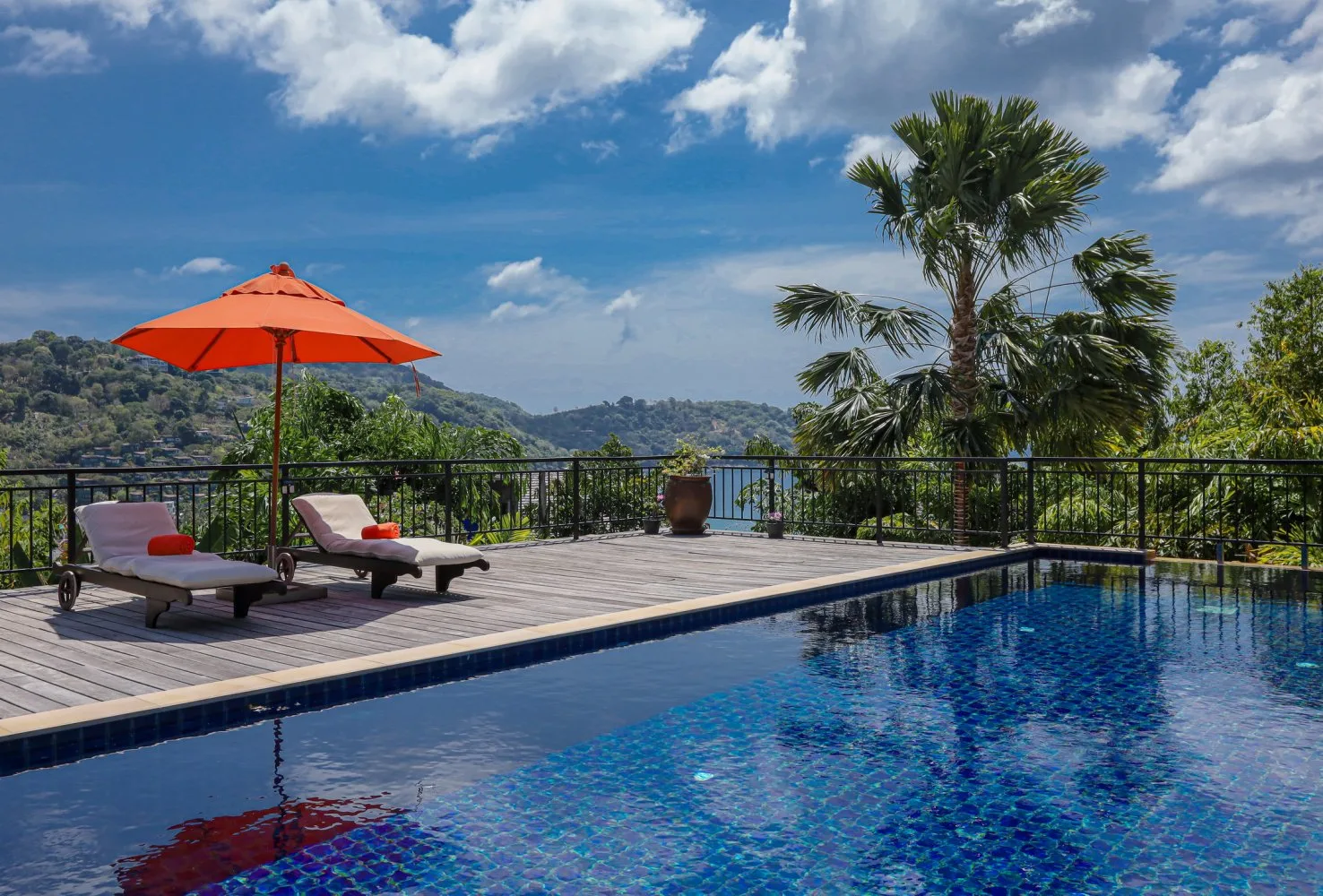 Property image - full photo 10
