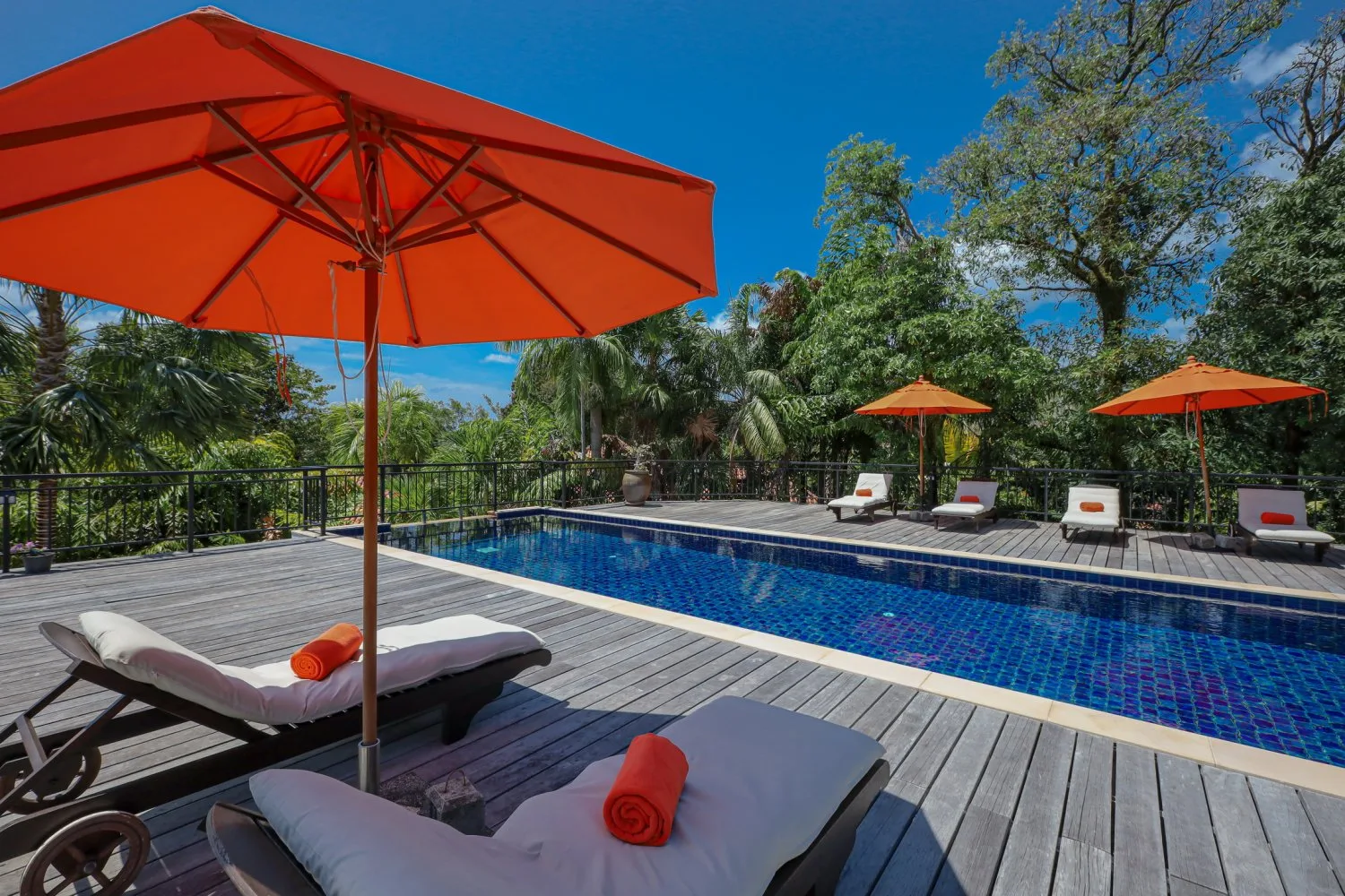 Property image - full photo 11