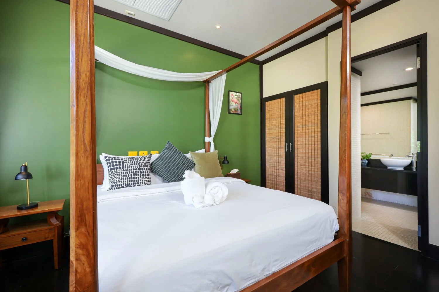 Property image - full photo 26