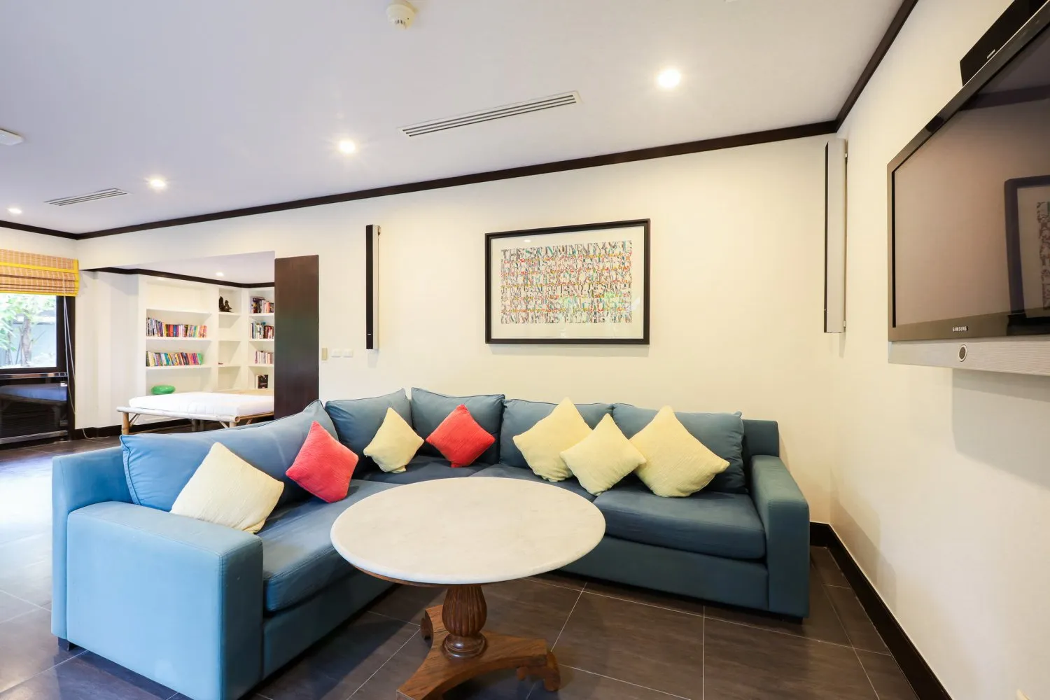 Property image - full photo 34