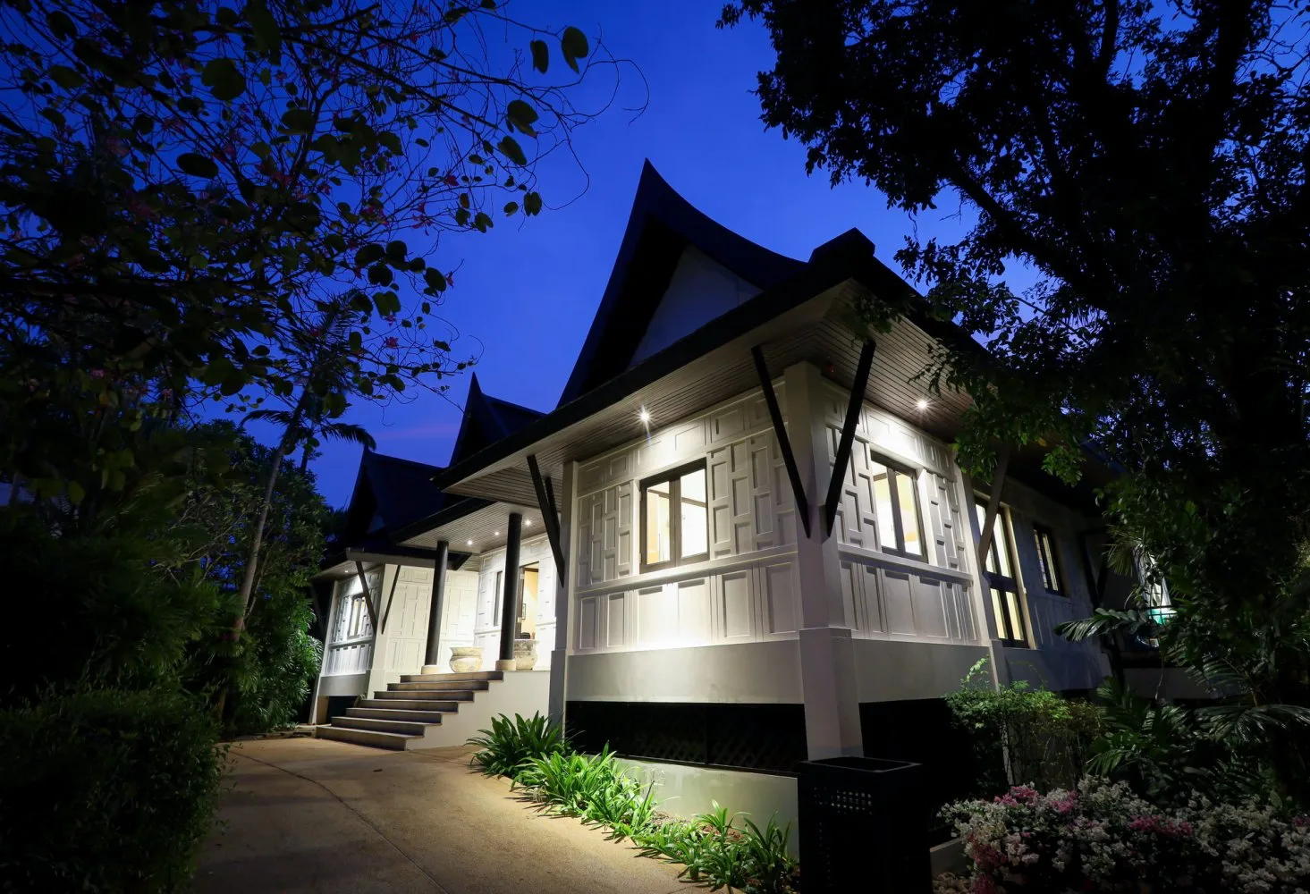 Property image - full photo 57