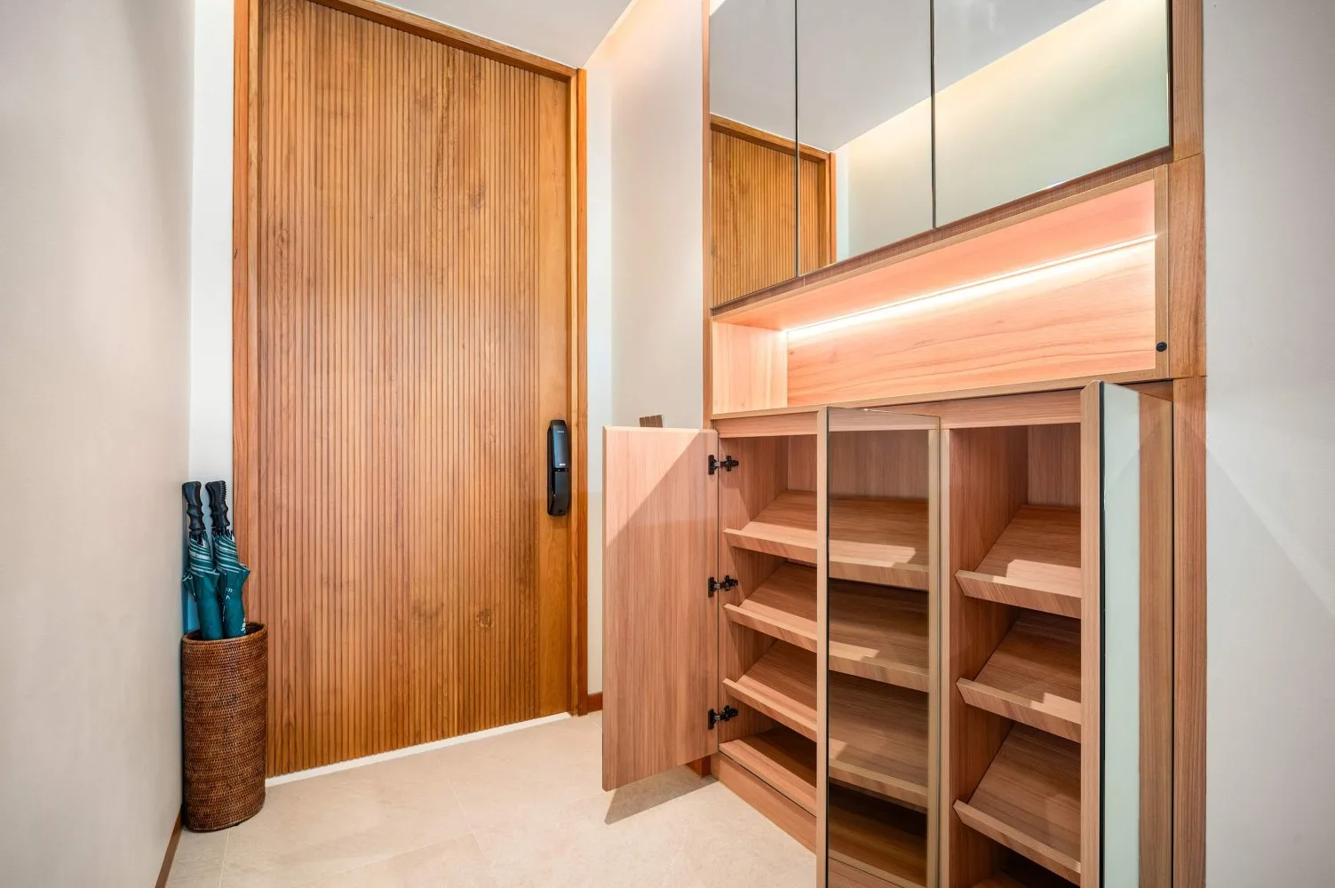 Property image - full photo 22