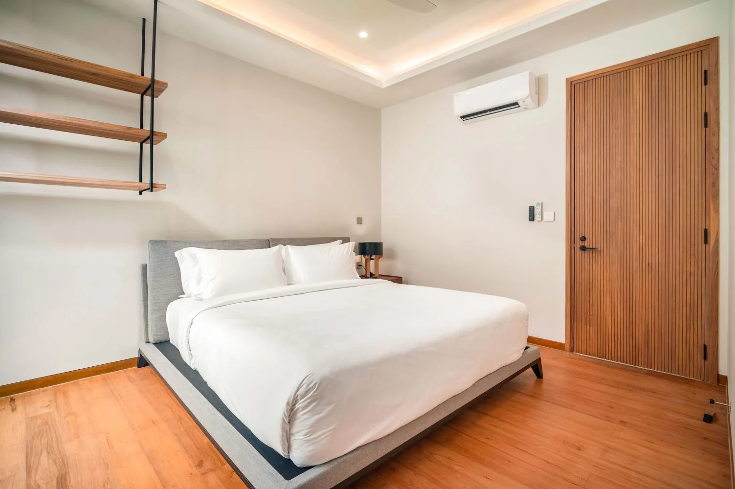 Property image - full photo 18