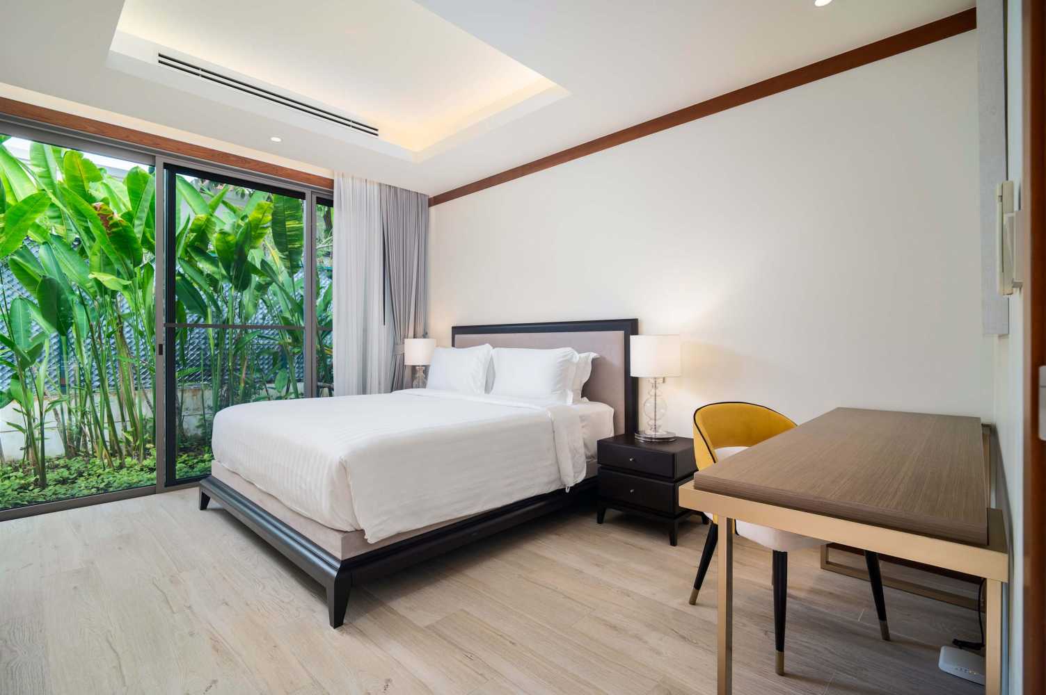 Property image - full photo 32