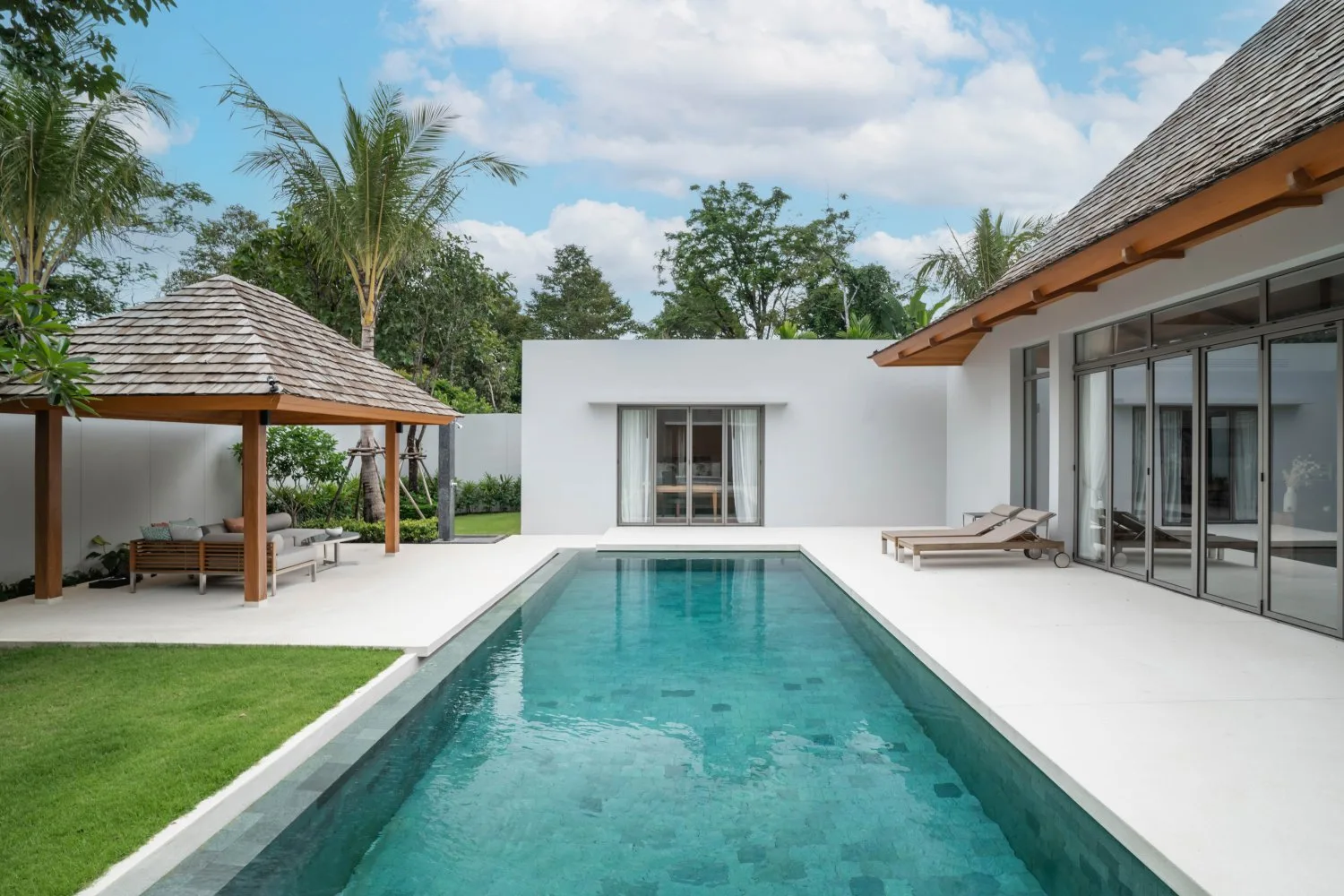Property image - full photo 39