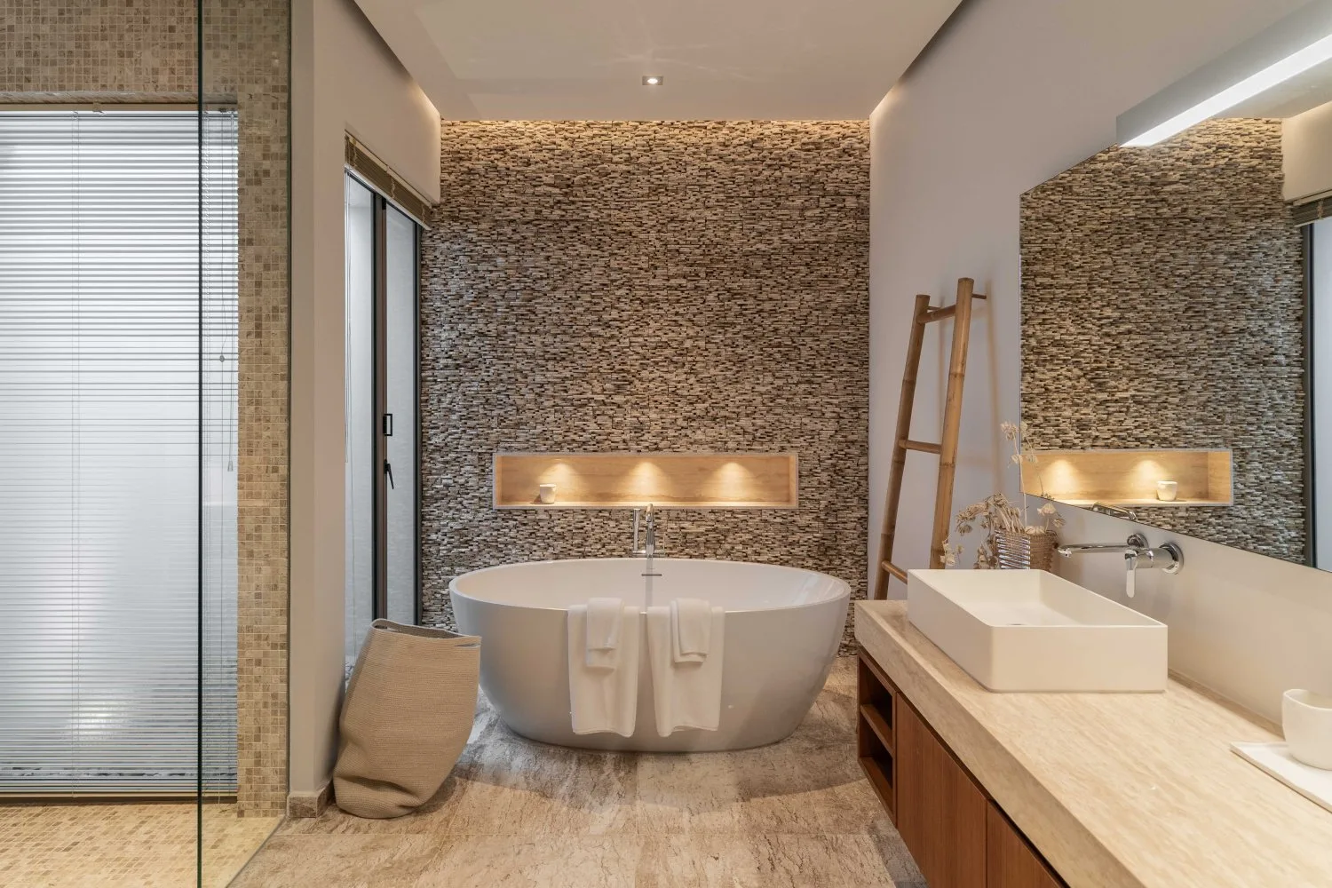 Property image - full photo 21