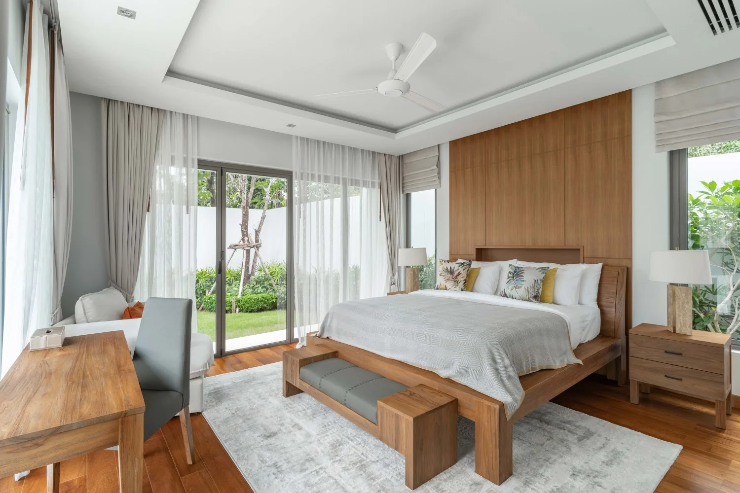 Property image - full photo 28