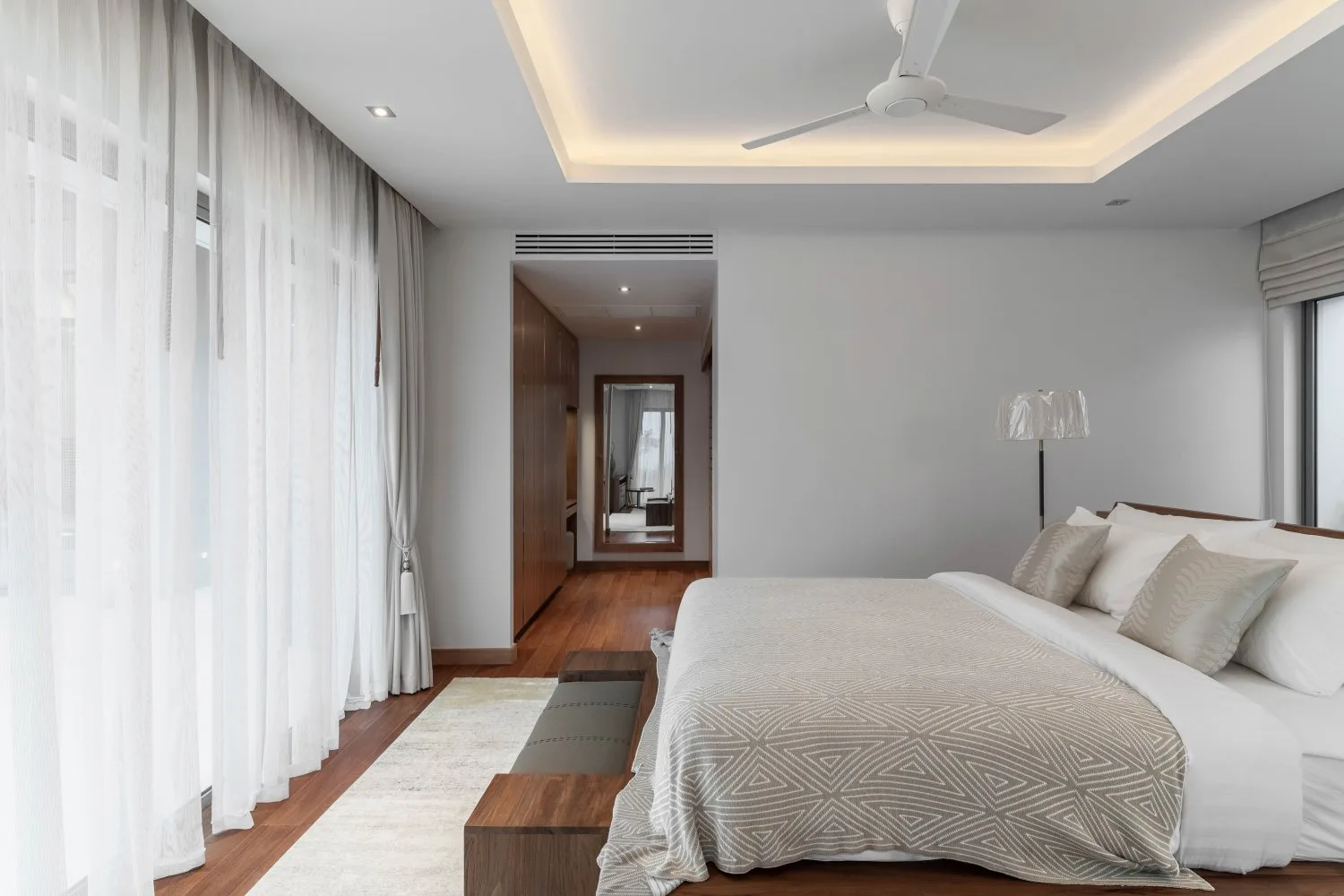 Property image - full photo 36