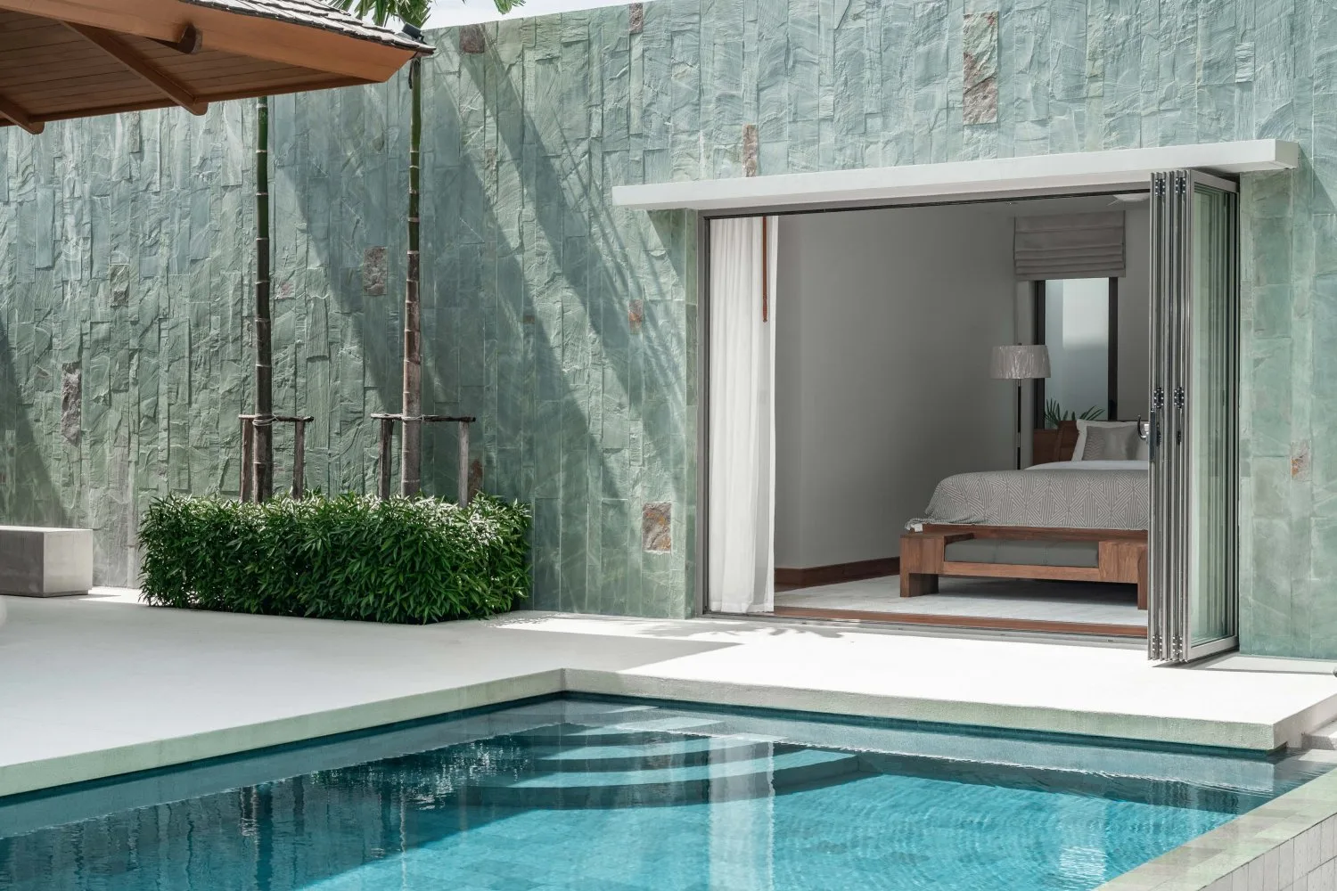 Property image - full photo 13