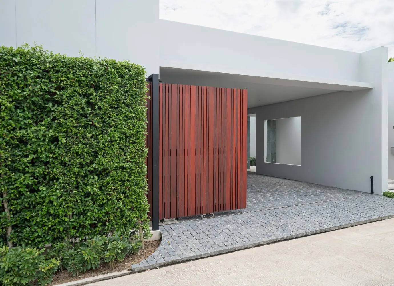 Property image - full photo 32