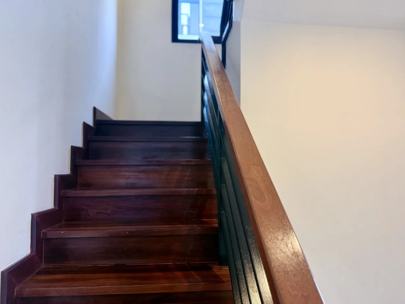 Property image - full photo 4