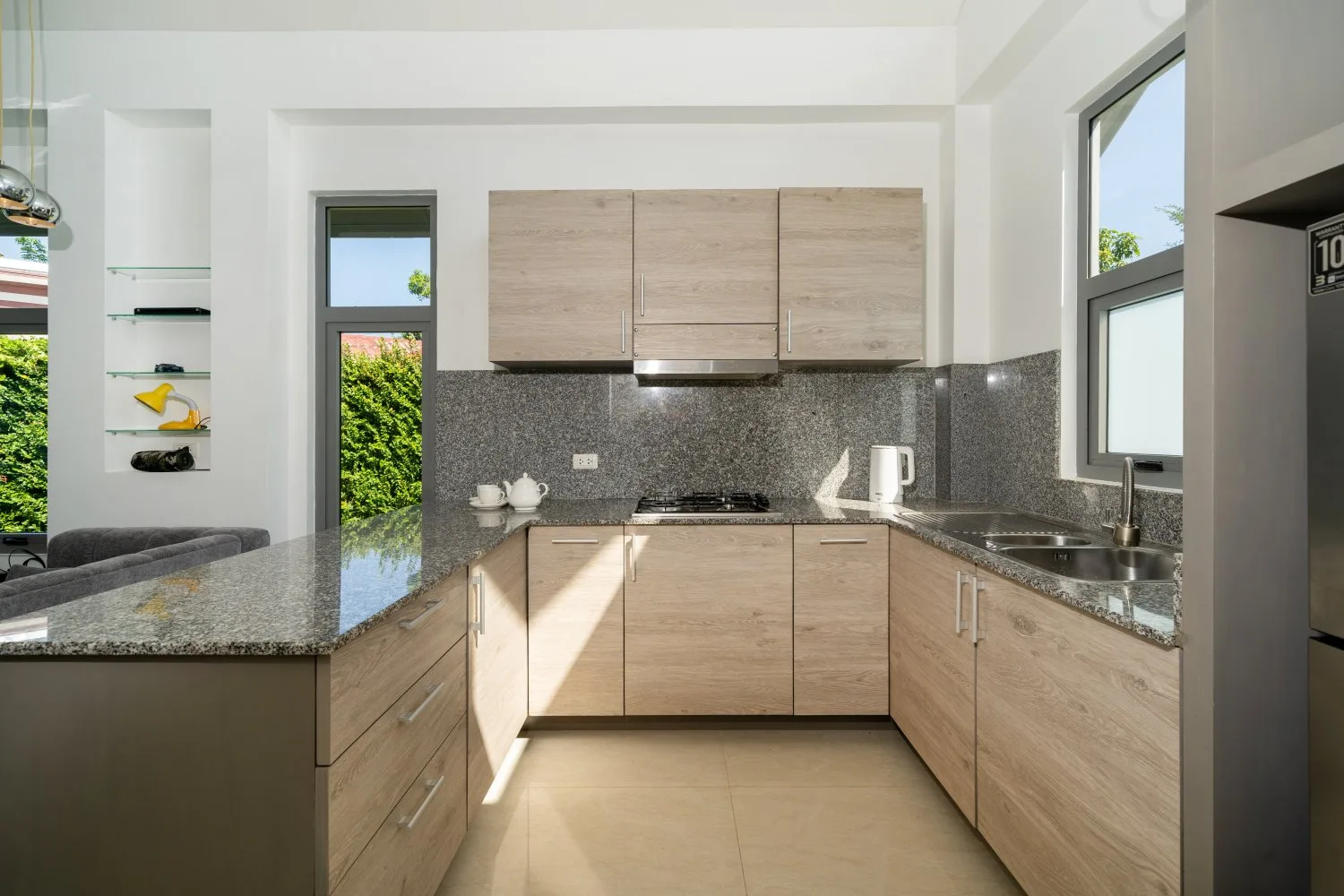 Property image - full photo 6