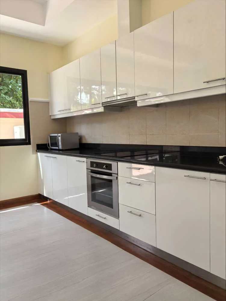 Property image - full photo 14