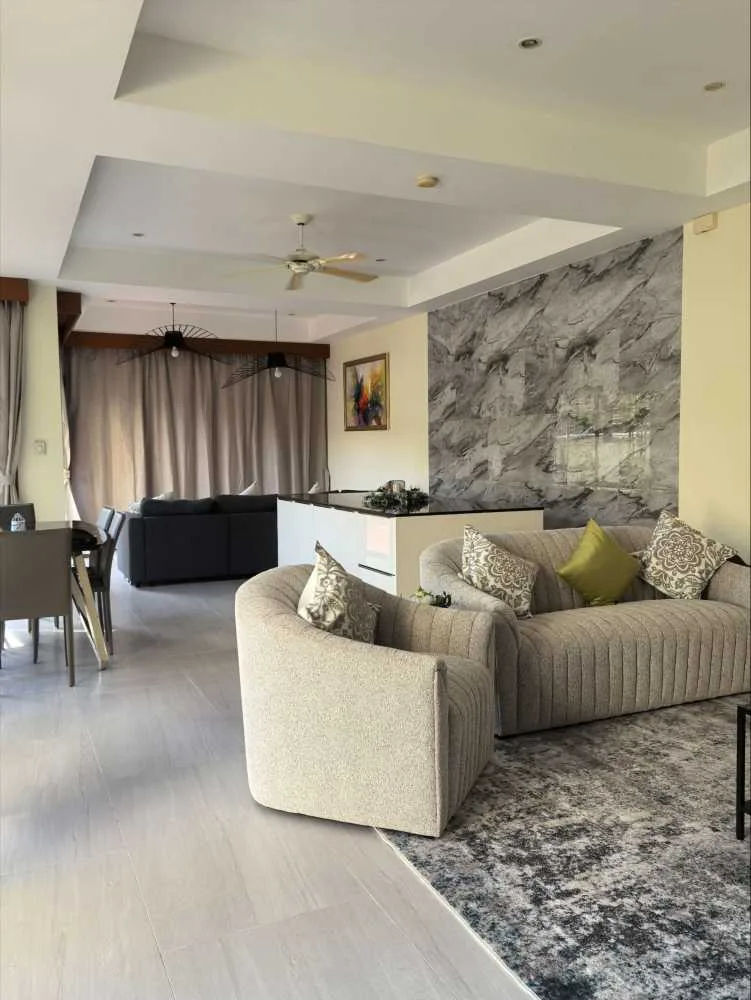 Property image - full photo 8