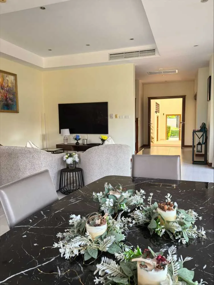 Property image - full photo 12