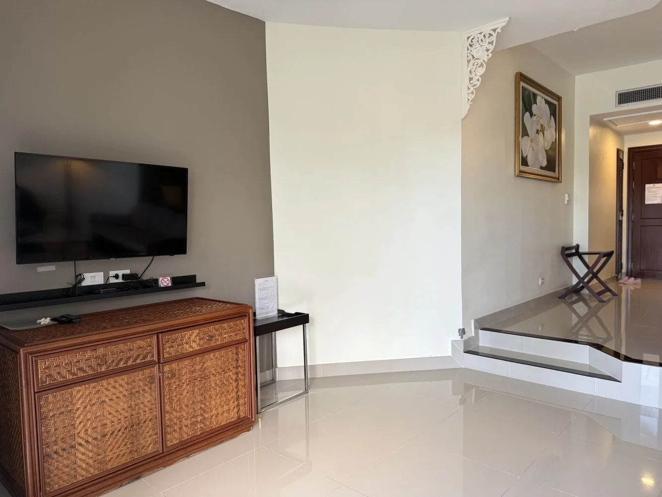 Property image - full photo 12