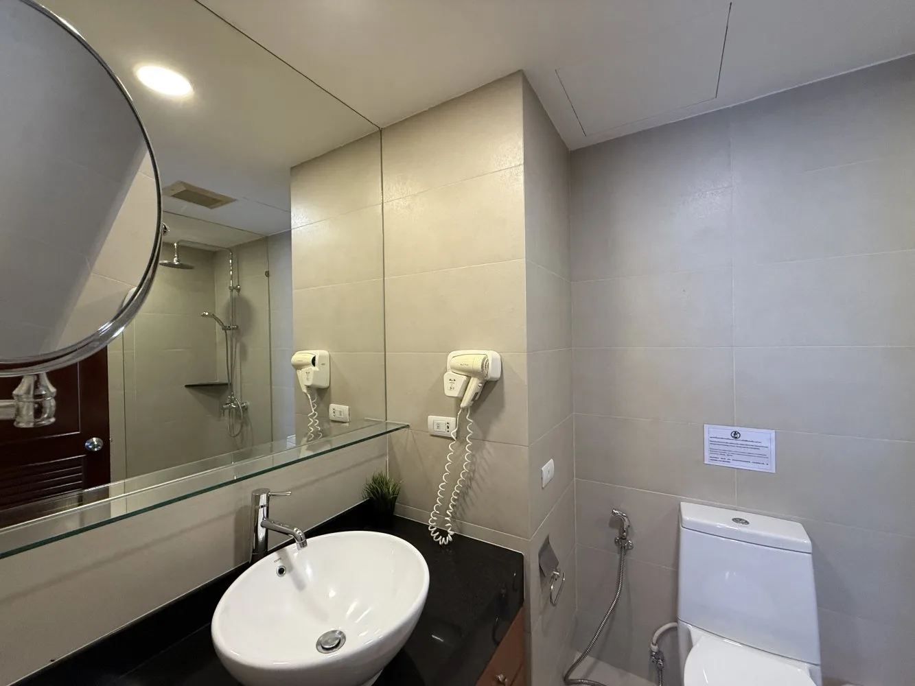 Property image - full photo 7