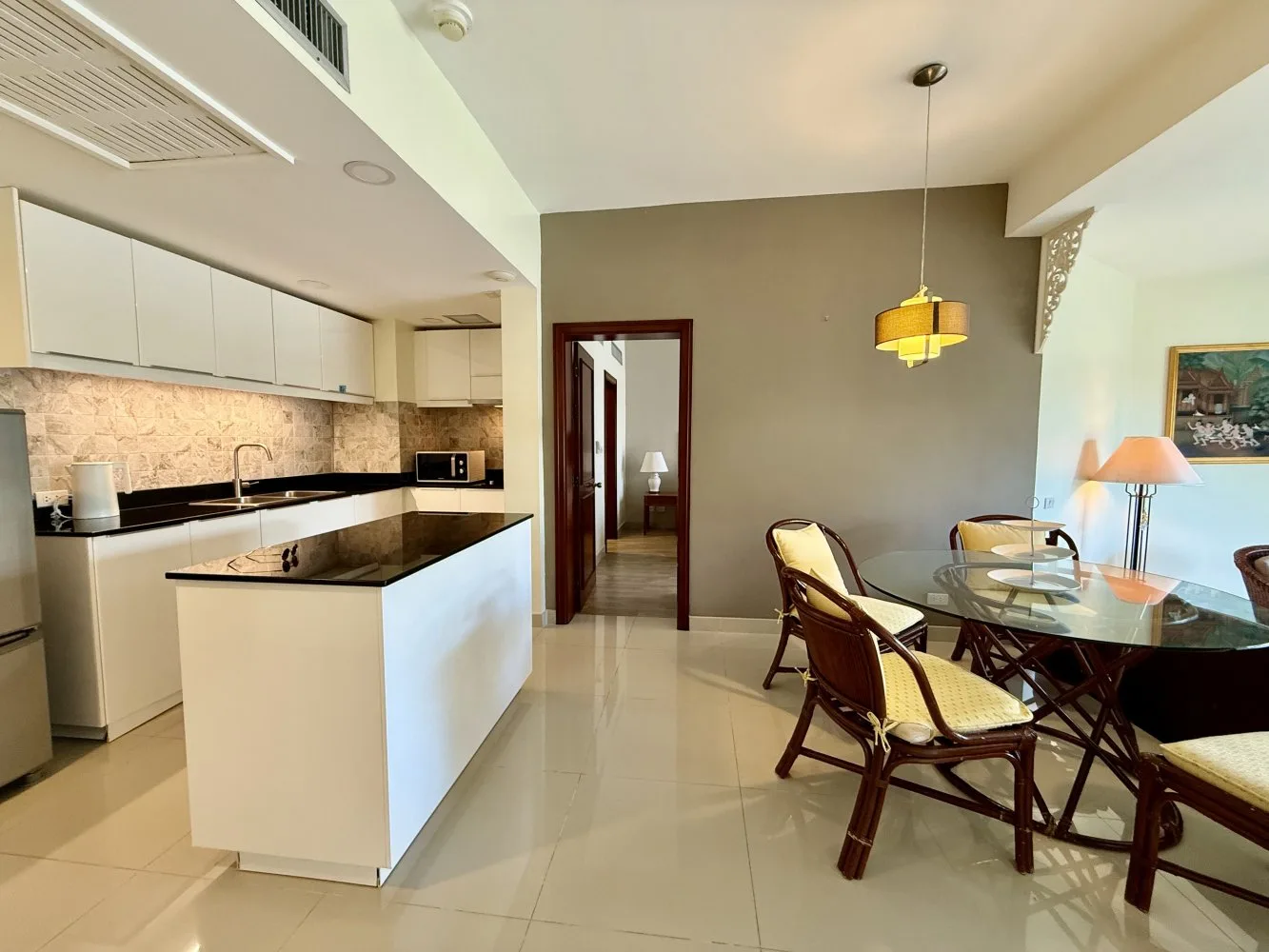 Property image - full photo 2