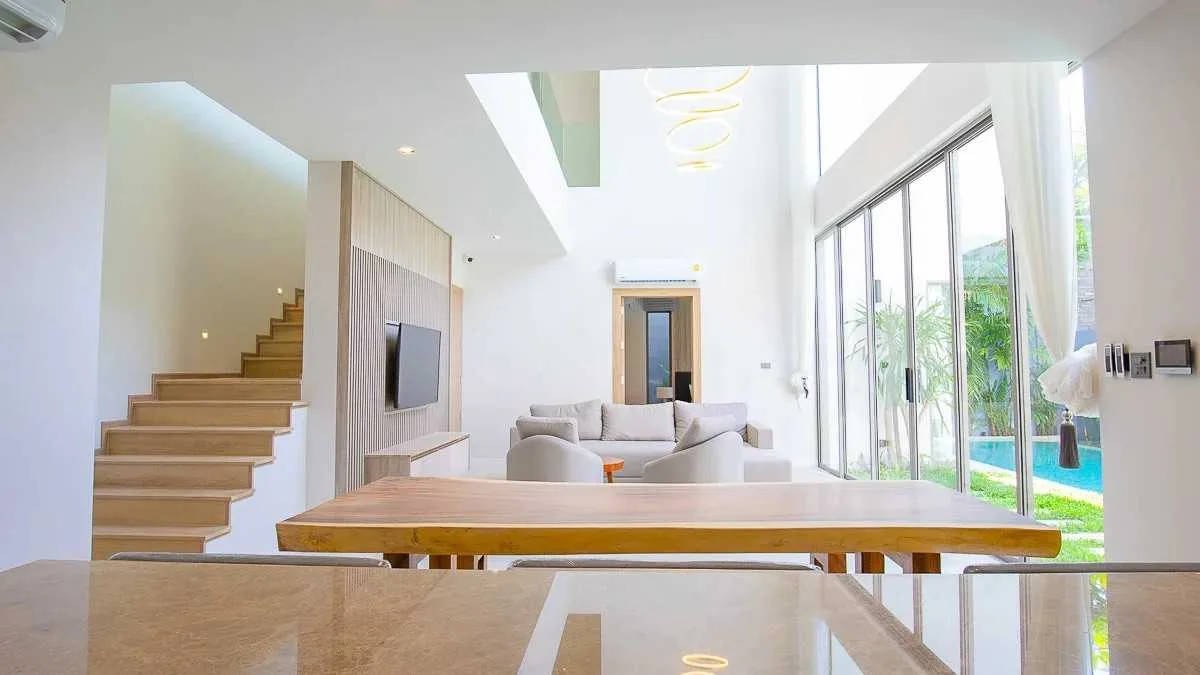 Property image - full photo 10
