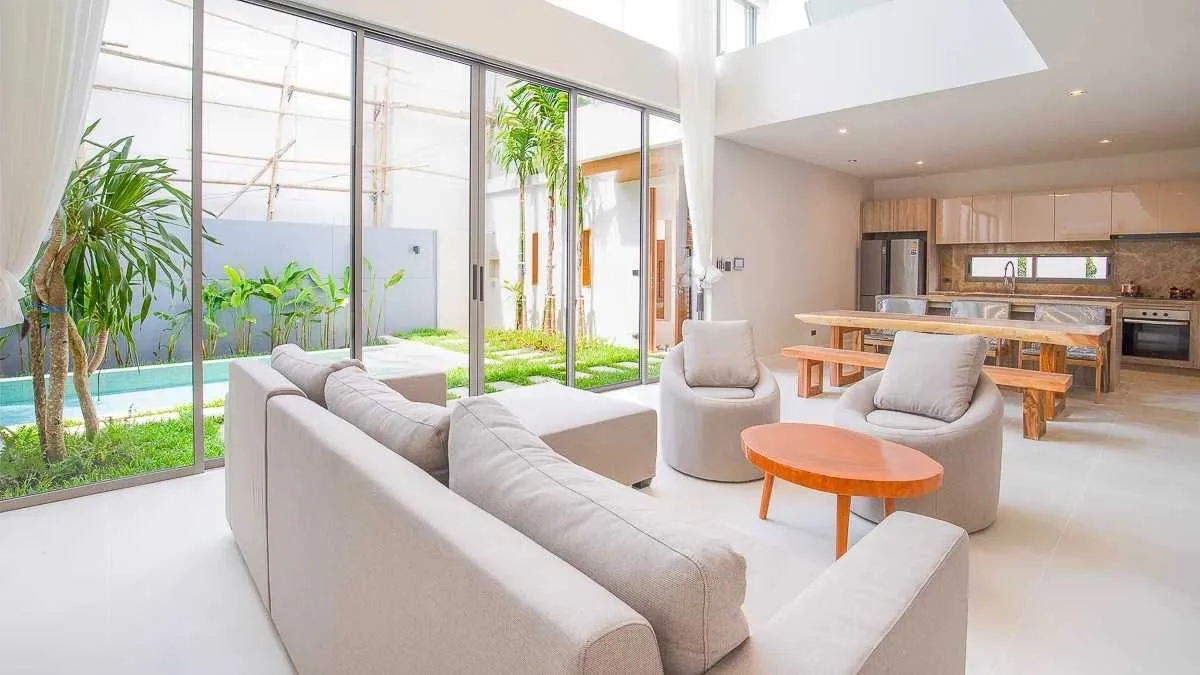 Property image - full photo 3