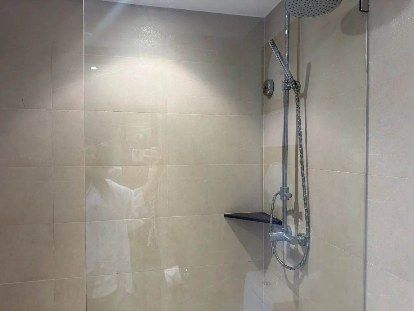 Property image - full photo 18
