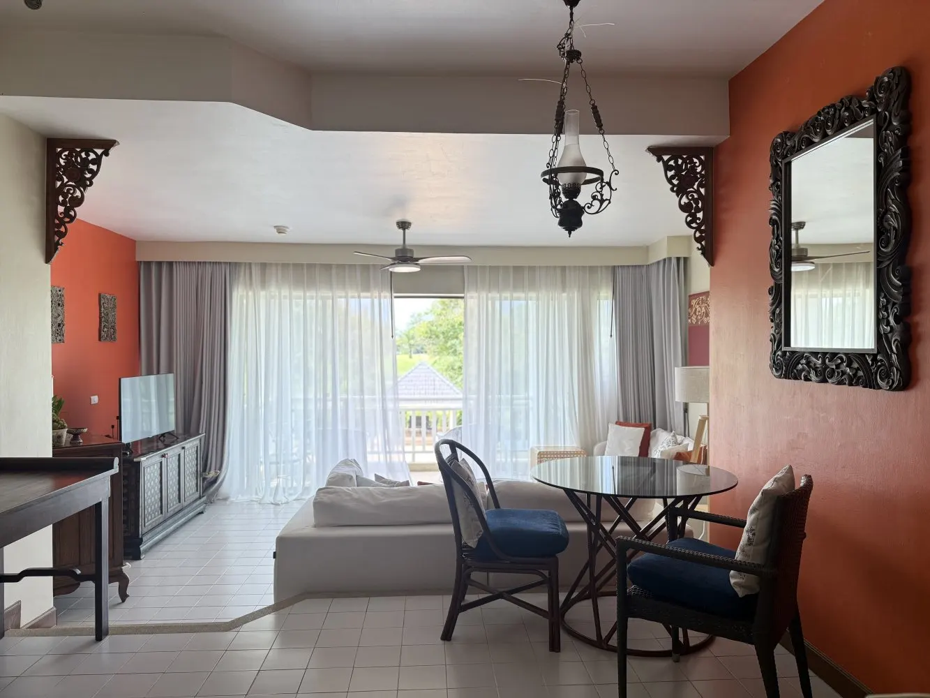 Property image - full photo 4