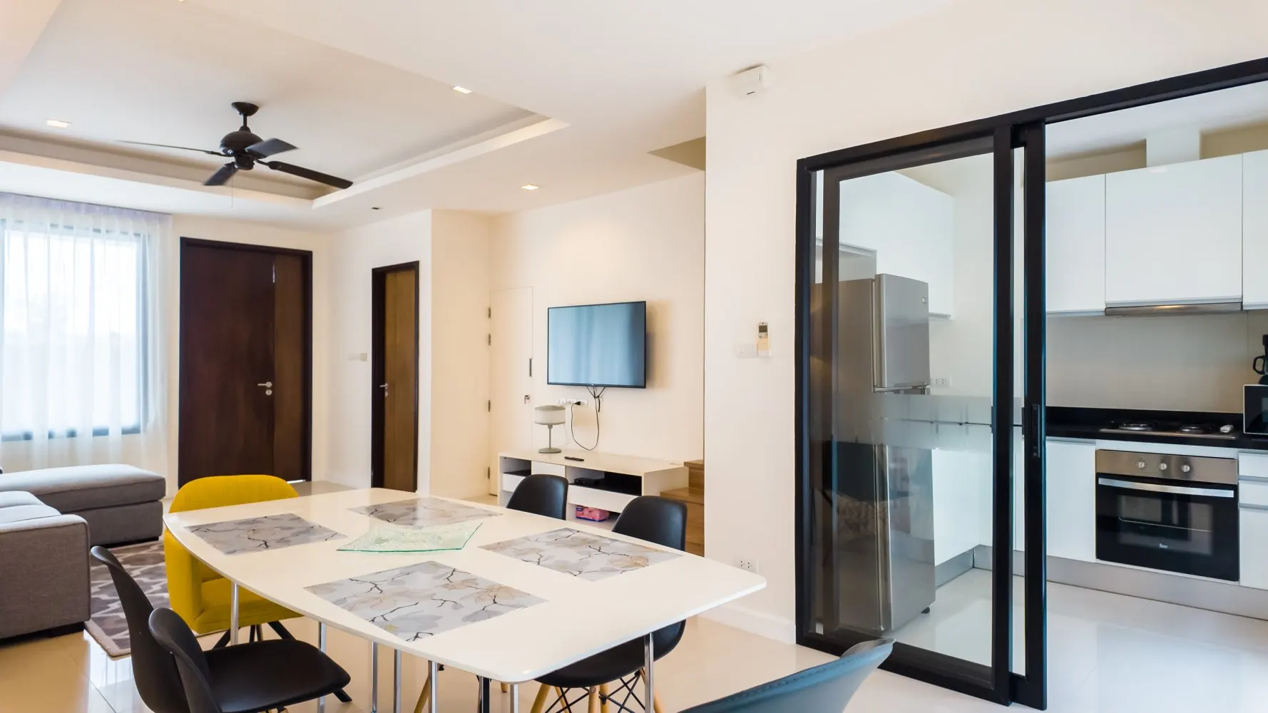 Property image - full photo 8