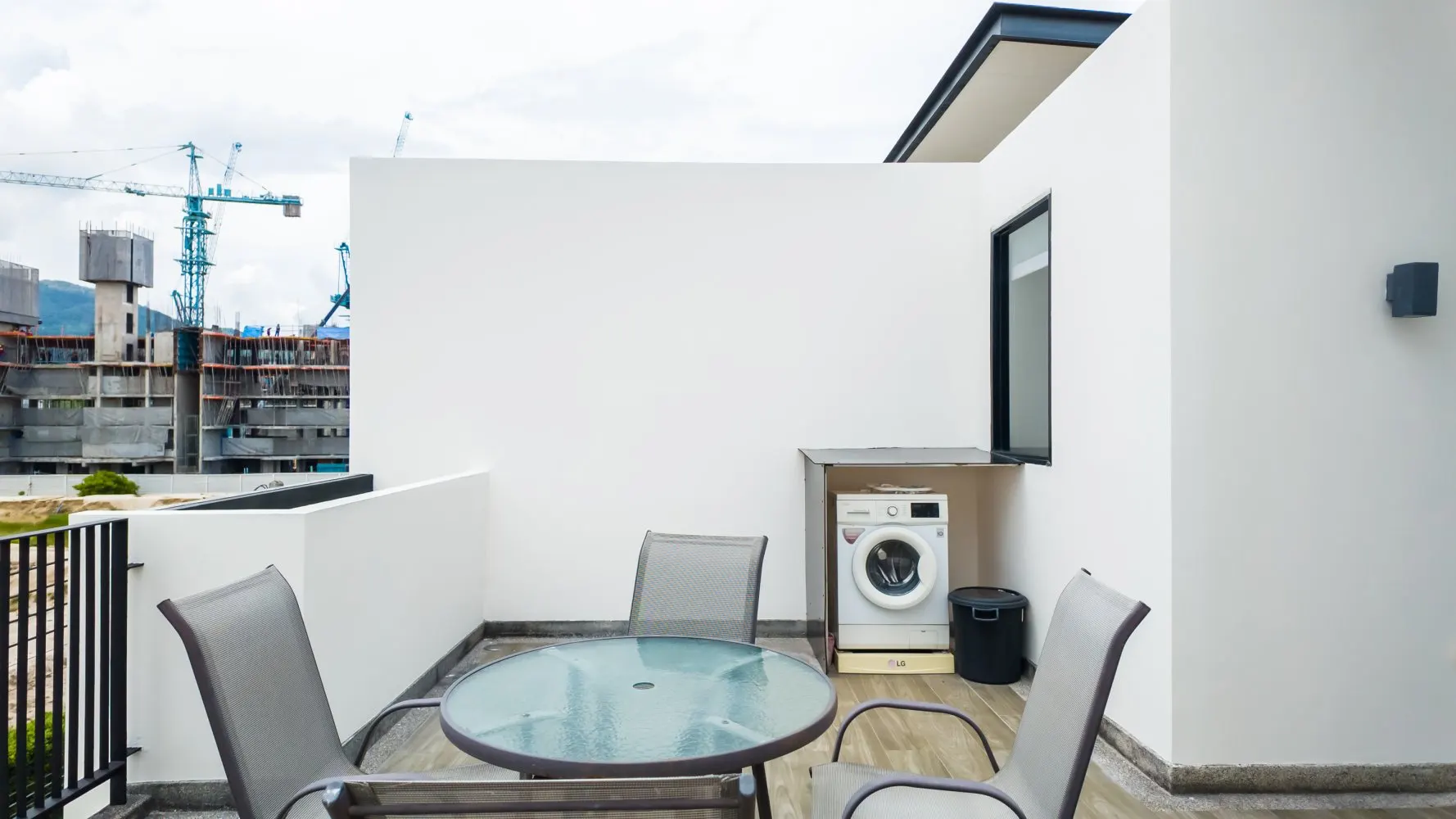 Property image - full photo 34
