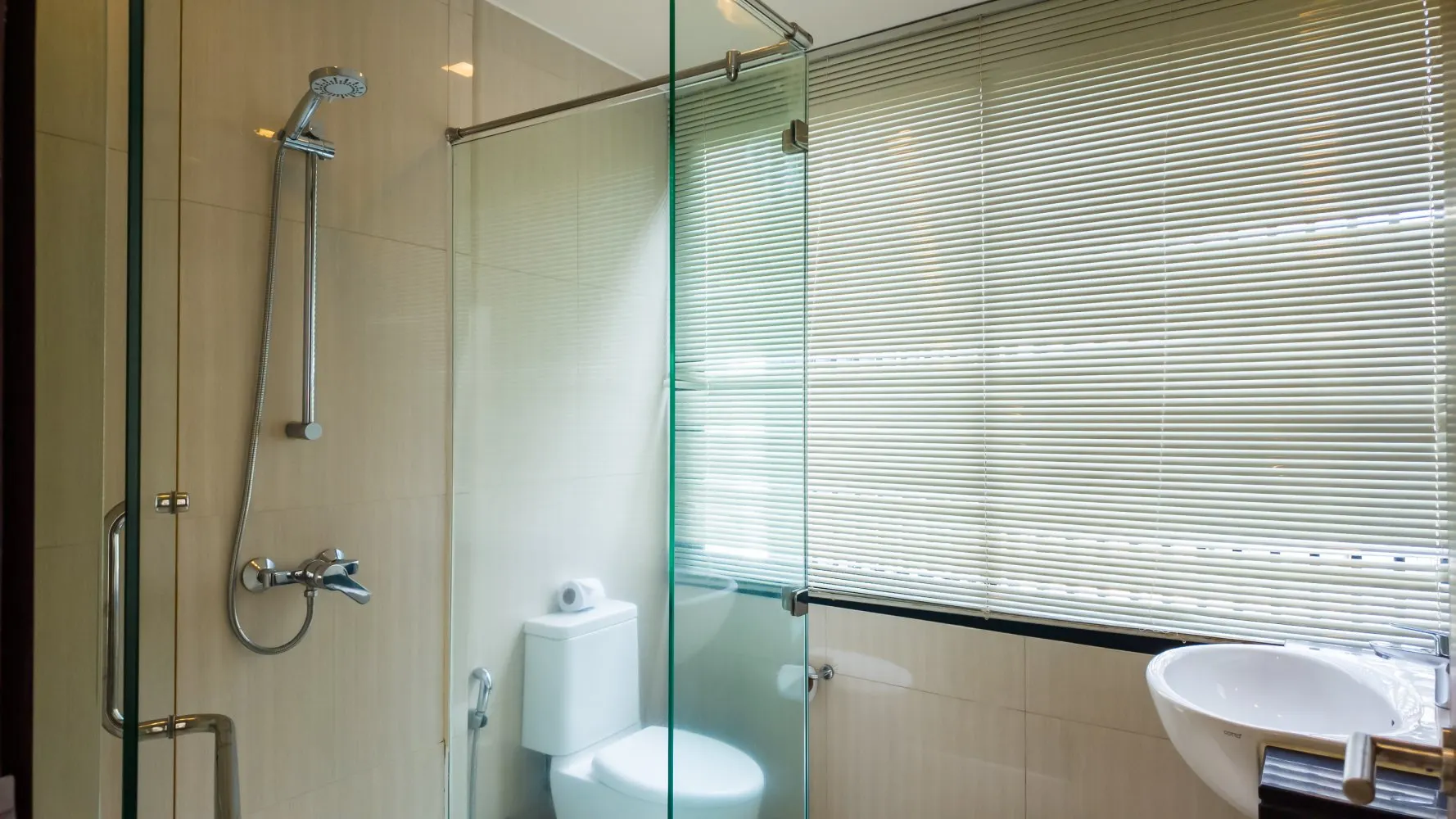 Property image - full photo 29