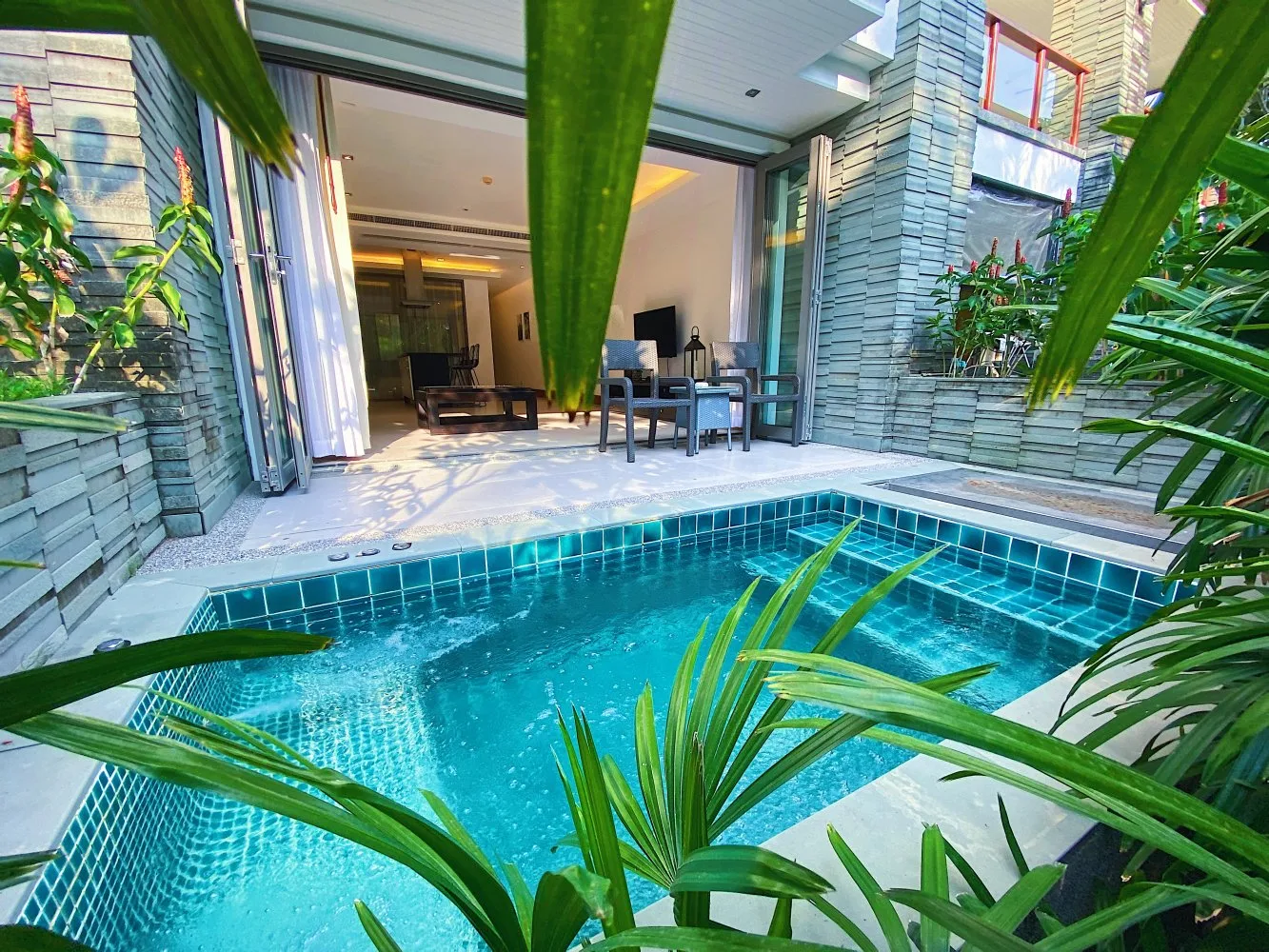 Property image - full photo 1