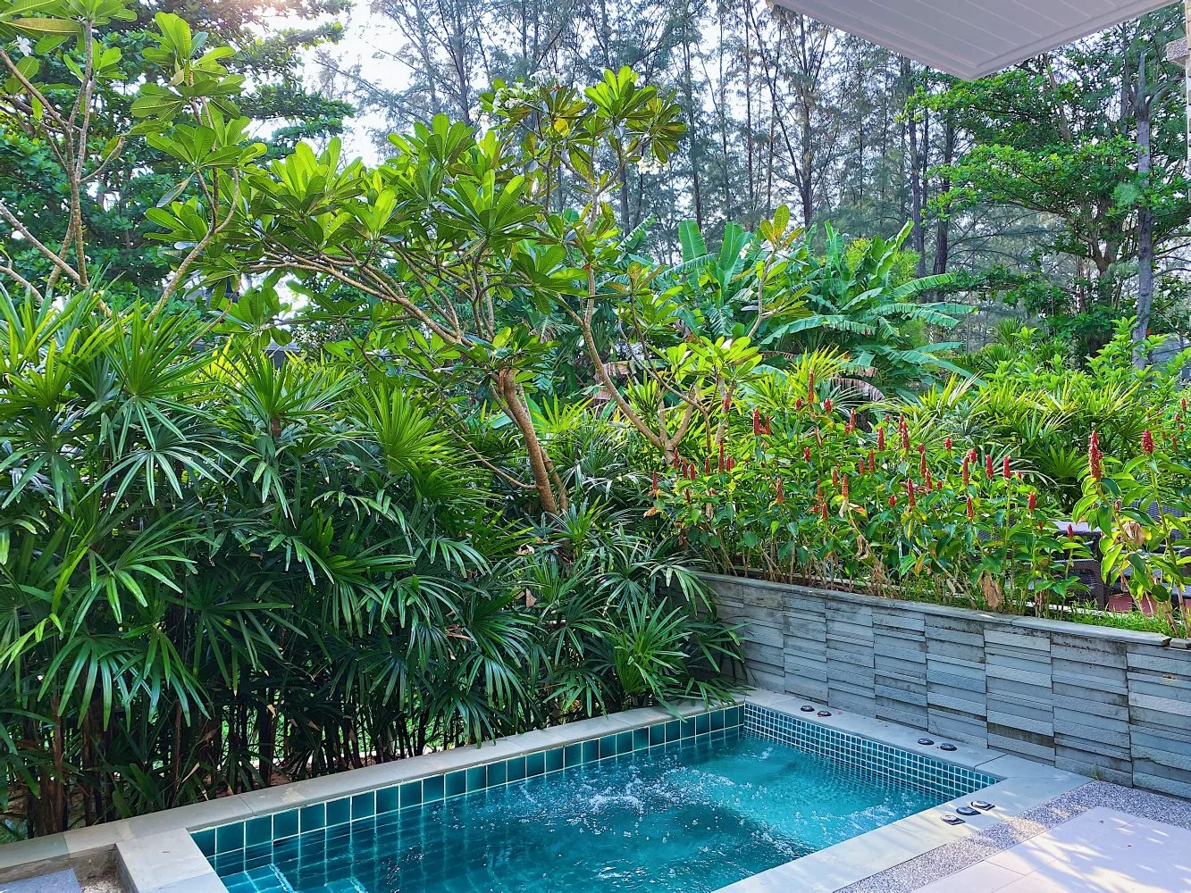 Property image - full photo 2