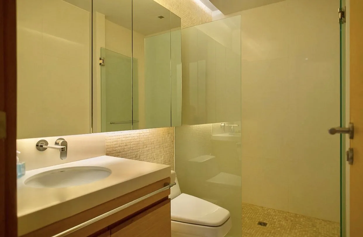Property image - full photo 13