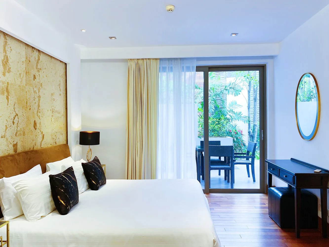 Property image - full photo 18